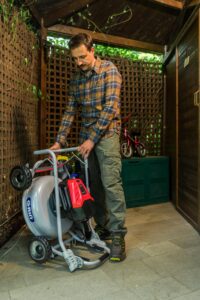 alt="BM46-82V - RIMESSAGGIO VERTICALE - CON OPERATORE"